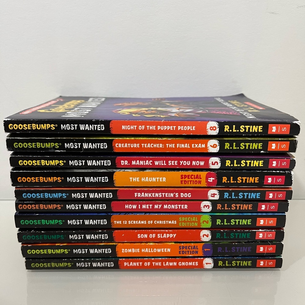 Lot of 10 Goosebumps MOST WANTED Books R.L. Stine Special Edition